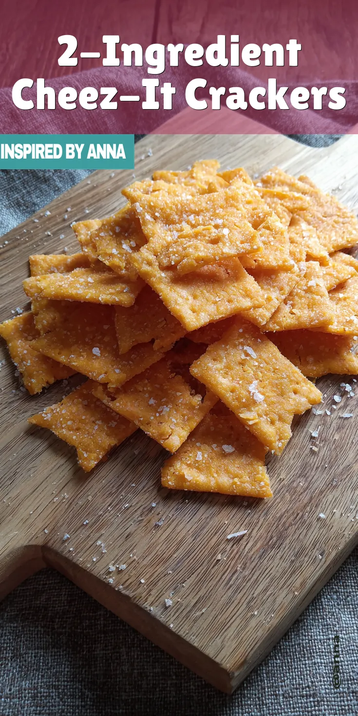 2-Ingredient Cheez-It Crackers served warm with cozy spices